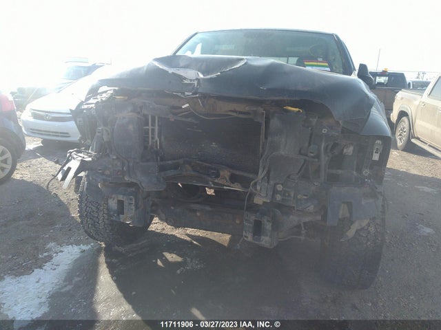 1C6RR7GT5HS617536 RAM 1500 Slt