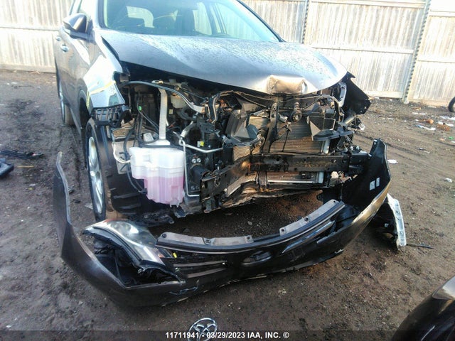 Toyota RAV4 LE 2015 2T3BFREV9FW336878 Image 8