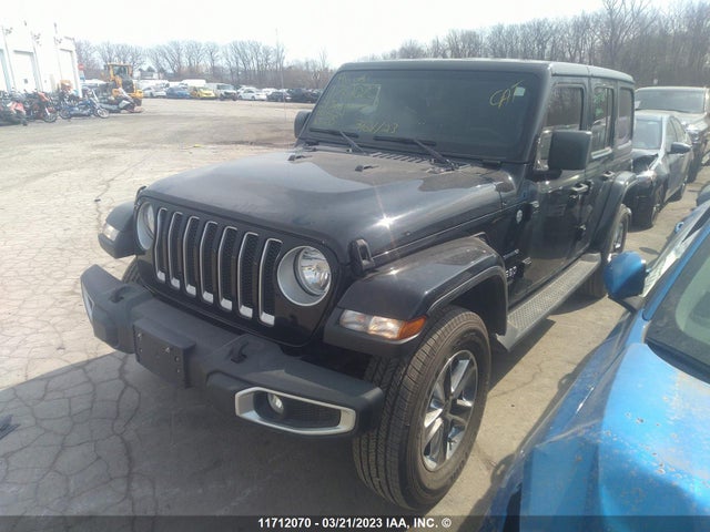 1C4HJXENXMW504524 Jeep Wrangler Unlimited Sahara