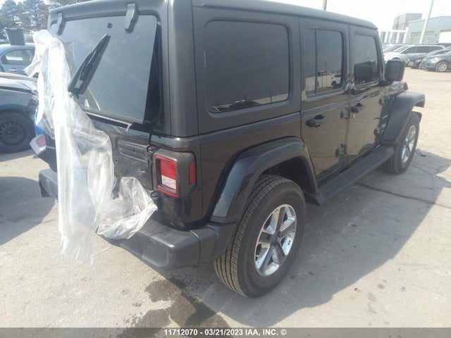 1C4HJXENXMW504524 Jeep Wrangler Unlimited Sahara