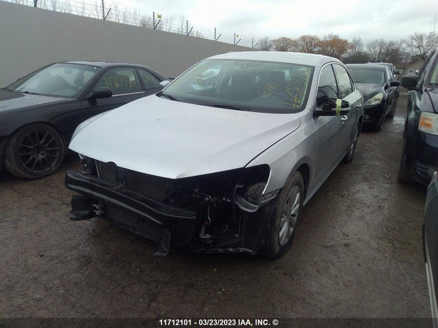 Volkswagen PASSAT S 2015 1VWAS7A30FC115864 Image 2