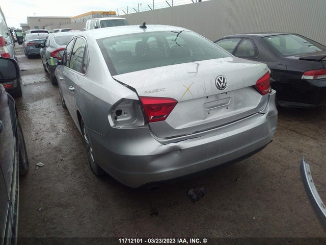 Volkswagen PASSAT S 2015 1VWAS7A30FC115864 Image 3