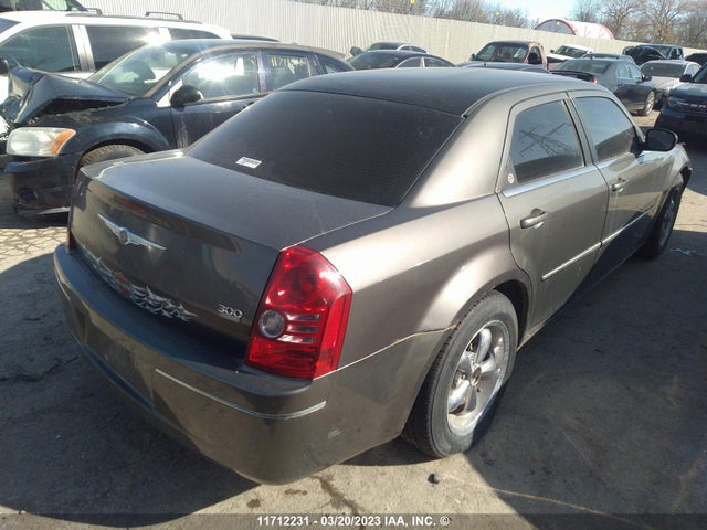 2C3KA53VX9H592109 Chrysler 300 Touring