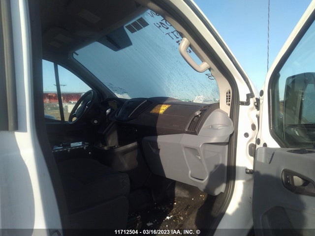 Ford Transit T-150 2015 1FTNE1YM1FKB24053 Image 5