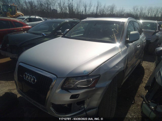 WA1LKCFP3AA042729 Audi Q5 Premium Plus