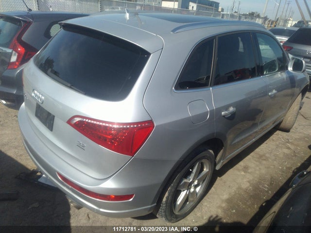 WA1LKCFP3AA042729 Audi Q5 Premium Plus