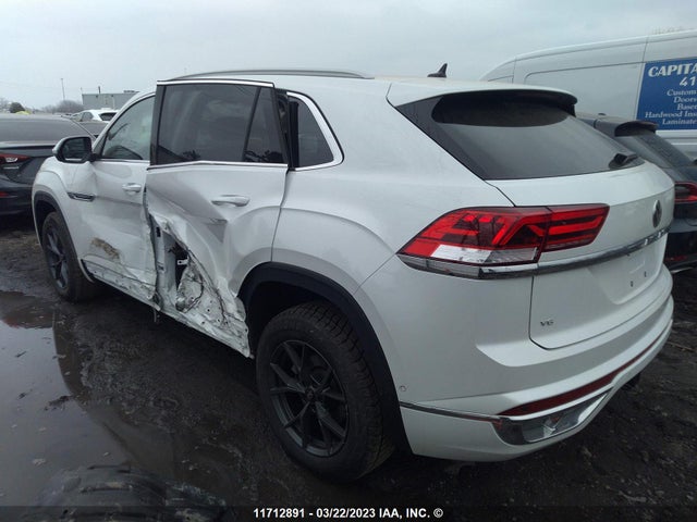 1V2FE2CA5NC221450 Volkswagen Atlas Cross Sport Se