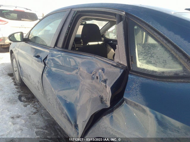 3VWC57BU5KM121742 Volkswagen Jetta S/se/r-line