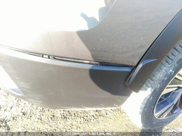 JA4ATUAA0NZ602176 Mitsubishi Eclipse Cross Es