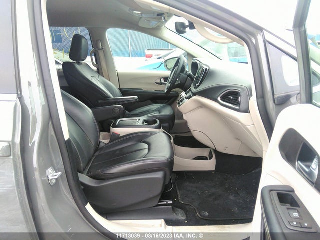 2C4RC1BG3NR110388 Chrysler Pacifica Touring L