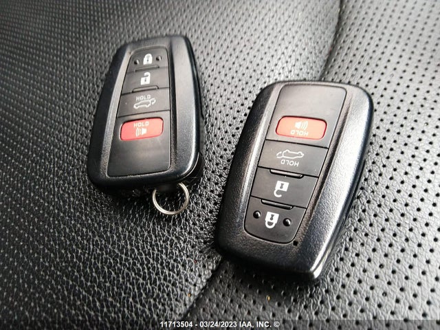 Toyota Highlander Hybrid Limited 2021 5TDDBRCHXMS047024 Image 3