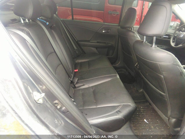 Honda Accord Touring 2015 1HGCR2F97FA804031 Image 8