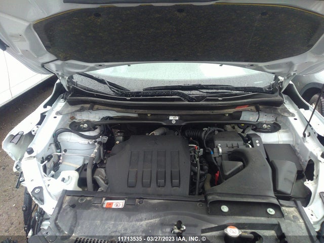 JA4ATUAA6NZ613523 Mitsubishi Eclipse Cross Es