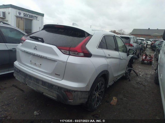 JA4ATUAA6NZ613523 Mitsubishi Eclipse Cross Es