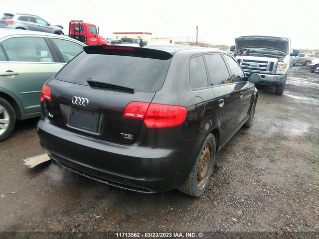 WAUDFCFM1DA033999 Audi A3 PREMIUM