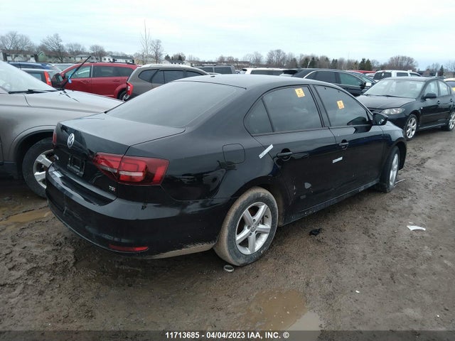 3VW167AJ9HM200979 Volkswagen JETTA