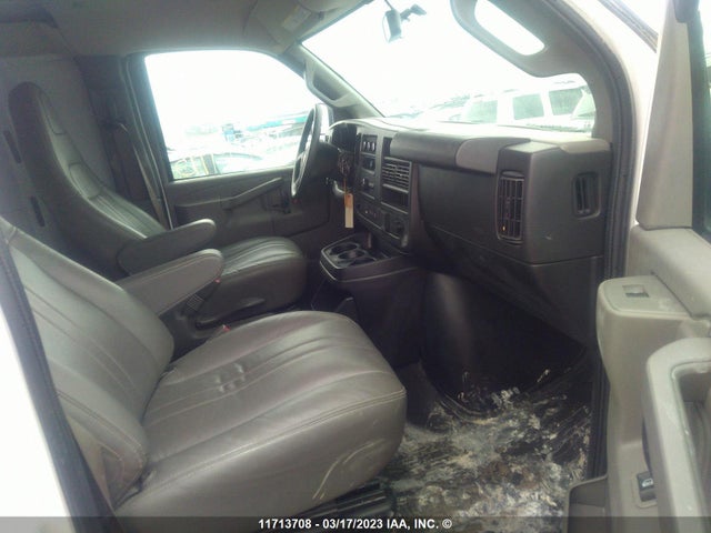 Chevrolet Express G2500 2020 1GCWGBFP7L1214715 Image 5