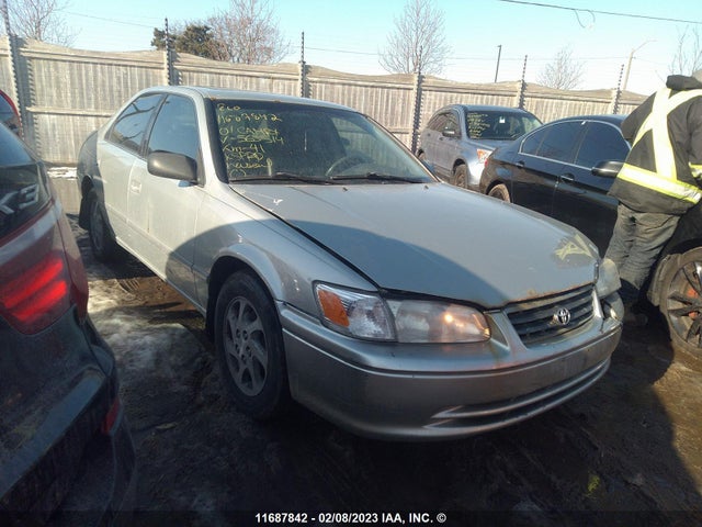 Toyota Camry Ce/le/xle 2001 JT2BG22K310565514 главное изображение