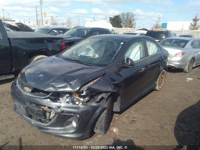 Chevrolet Sonic 2017 1G1JD5SH1H4145134 Image 2
