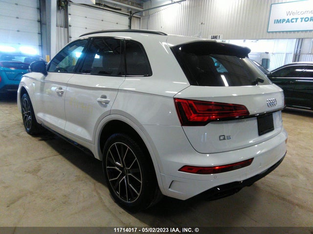 WA1EAAFYXM2113948 Audi Q5 Progressiv