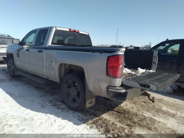 Chevrolet Silverado K1500 Custom 2018 1GCVKPEC1JZ355994 Image 3