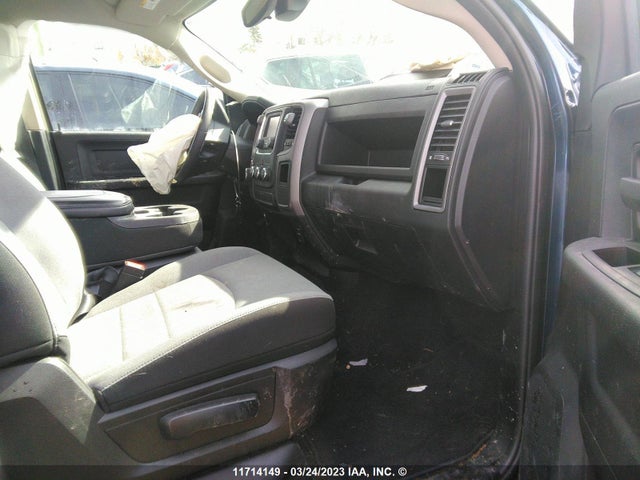 3C6RR7KG5NG258024 RAM 1500 Classic Tradesman