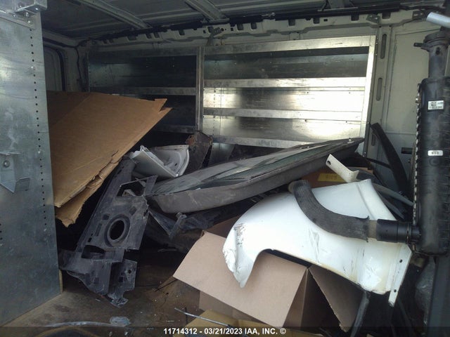 Chevrolet Express G2500 2015 1GCWGFFF4F1207868 Image 9