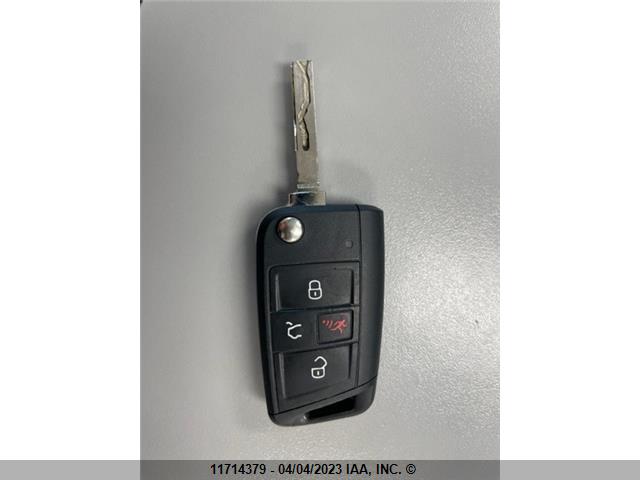 3VWC57BU5KM033791 Volkswagen Jetta S/se/r-line