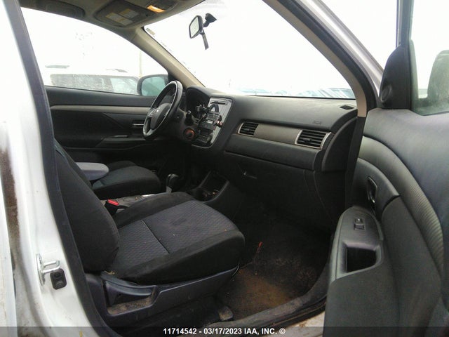 JA4AD2A33EZ600991 Mitsubishi Outlander Es