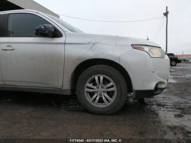 JA4AD2A33EZ600991 Mitsubishi Outlander Es
