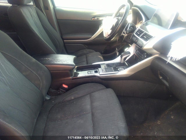 JA4AT4AA8LZ601192 Mitsubishi Eclipse Cross Le/sp