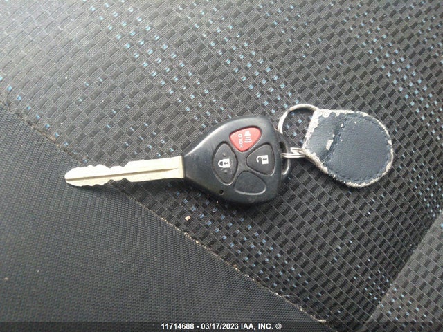 Toyota Matrix Wagon 2014 2T1KU4EE6EC133559 Image 3