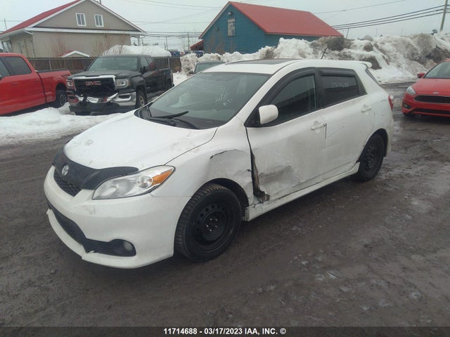 Toyota Matrix Wagon 2014 2T1KU4EE6EC133559 Image 2