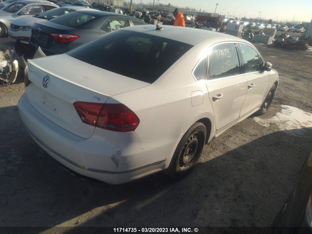 Volkswagen PASSAT SEL 2014 1VWCS7A34EC109721 Image 4