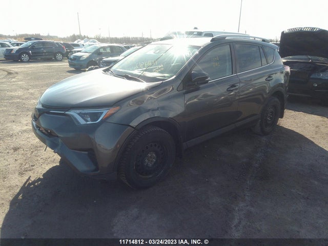 Toyota RAV4 LE 2018 2T3ZFREV6JW489306 Image 2