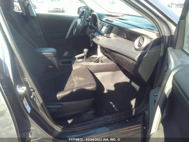 Toyota RAV4 LE 2018 2T3ZFREV6JW489306 Image 5