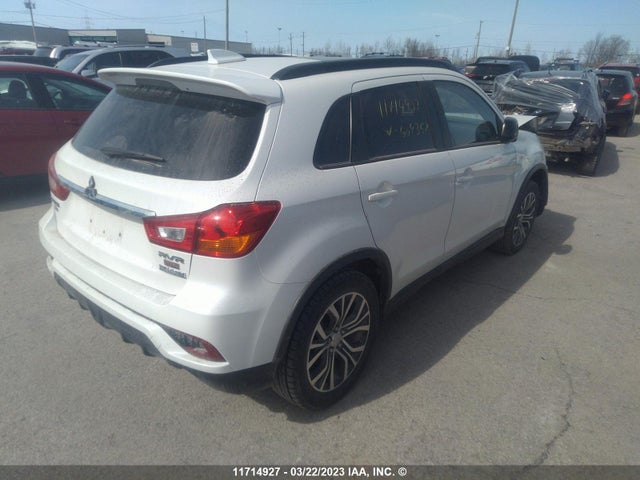 JA4AJ4AW9JZ604357 Mitsubishi Rvr Se Limited/gt