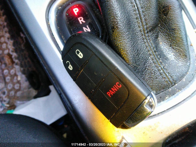 3C4NJDABXJT153032 Jeep Compass Sport