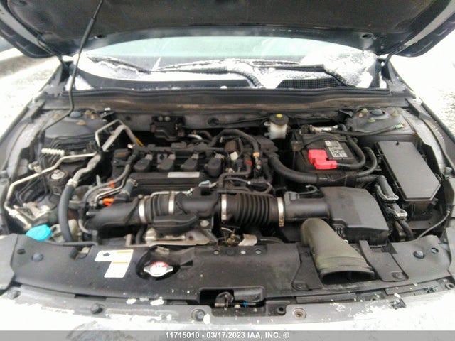 Honda Accord Touring 2018 1HGCV1F93JA803974 Image 12