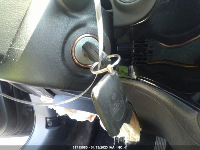 JA4AZ2A38EZ600552 Mitsubishi Outlander Es