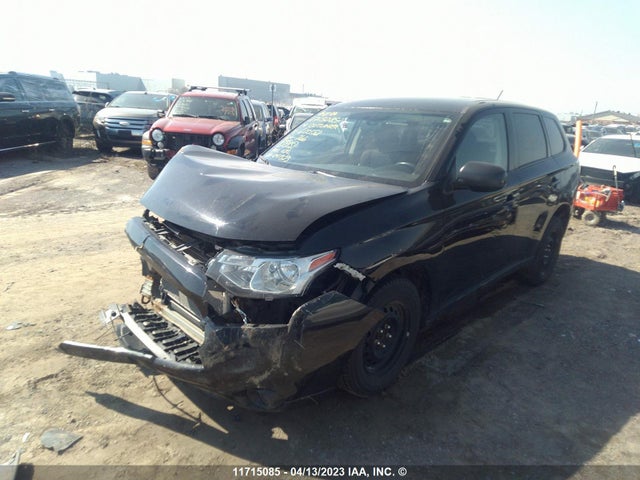 JA4AZ2A38EZ600552 Mitsubishi Outlander Es
