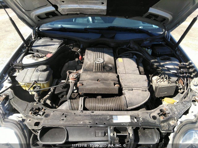 11715118 :رقم المزاد ، WDBRF40J95F561483 vin ، 2005 Mercedes-benz C 230k Sport Sedan مزاد بيع