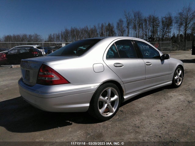 11715118 :رقم المزاد ، WDBRF40J95F561483 vin ، 2005 Mercedes-benz C 230k Sport Sedan مزاد بيع