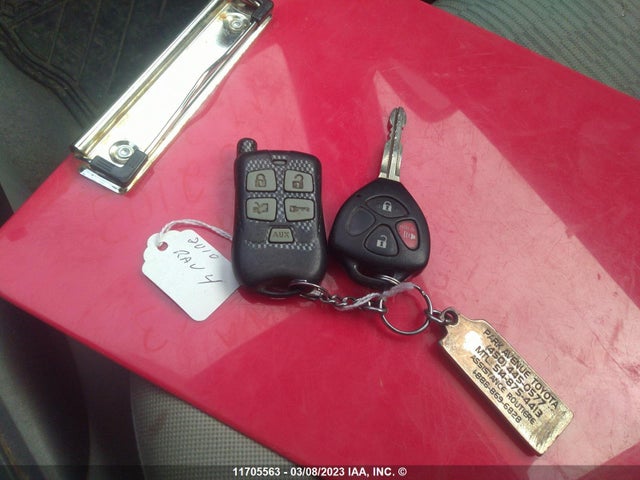Toyota RAV4 2010 2T3BF4DV2AW052103 Image 3