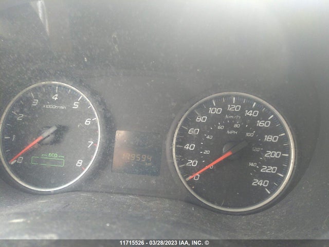 JA4AZ2A38JZ600934 Mitsubishi Outlander Es
