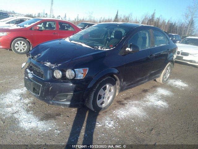 Chevrolet SONIC LT 2016 1G1JC5SH7G4178785 Image 2