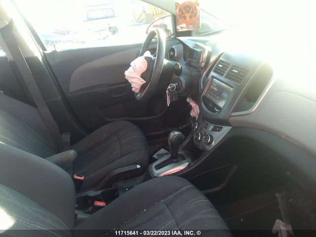 Chevrolet SONIC LT 2016 1G1JC5SH7G4178785 Image 5