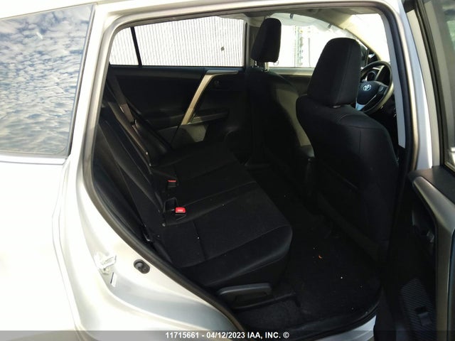 Toyota RAV4 LE 2015 2T3ZFREVXFW168070 Image 9
