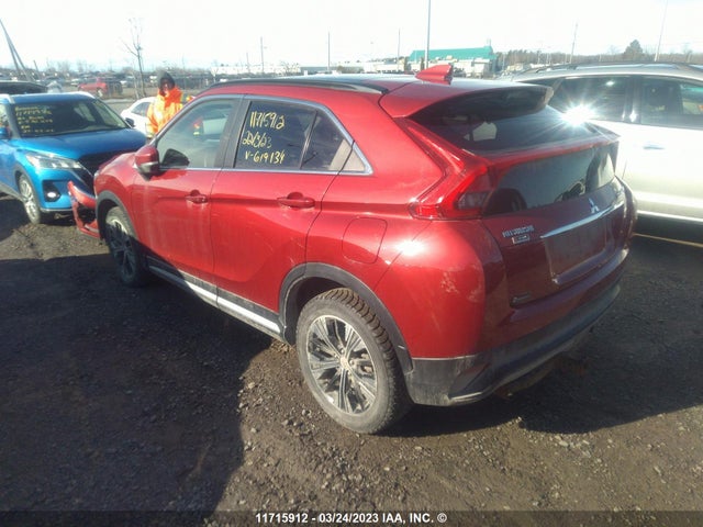 JA4AT4AA0JZ619134 Mitsubishi Eclipse Cross Le