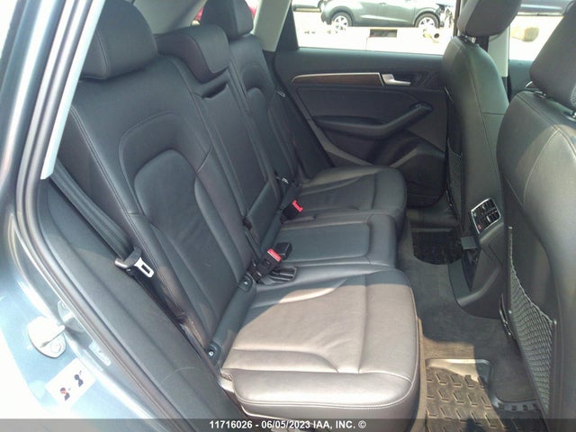 WA1LGCFP7EA107847 Audi Q5 Premium Plus